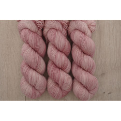 (Farbe: Rosenlippenmädchen)...