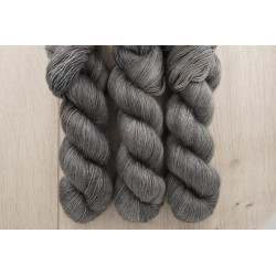 (Farbe: Steppenwolf)...