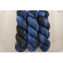 (Farbe: Saphir im...