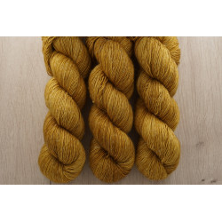 (Farbe: Waldhonig)...