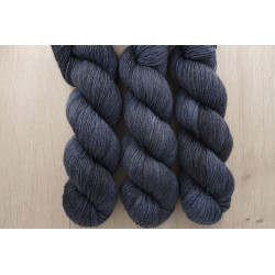 (Farbe: Zwischen Nacht und...