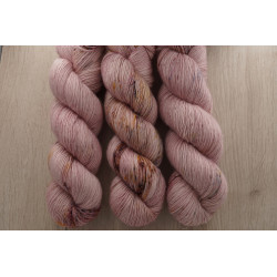 (Farbe: Sahnebaiser)...