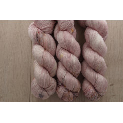 (Farbe: Sahnebaiser)...