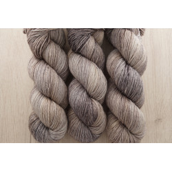 (Farbe: Altes Cafe)...