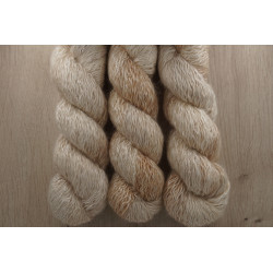 (Farbe: Zartes Creme)...