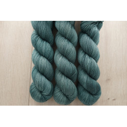 (Farbe: Stiller Waldsee)...